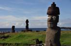 As ruínas de Tahai, a 15 minutos de caminhada de Hanga Roa, a única cidade de Rapa Nui (ou Ilha de Páscoa), no Oceano Pacífico